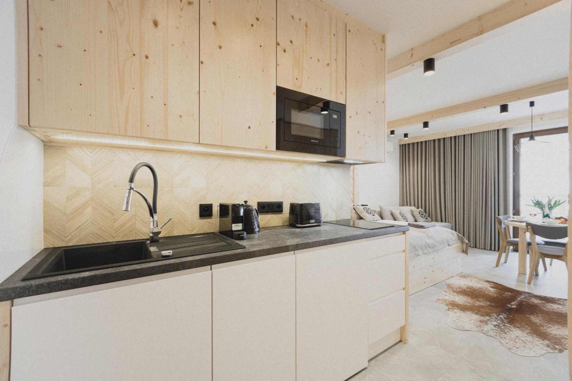 Apartment H900